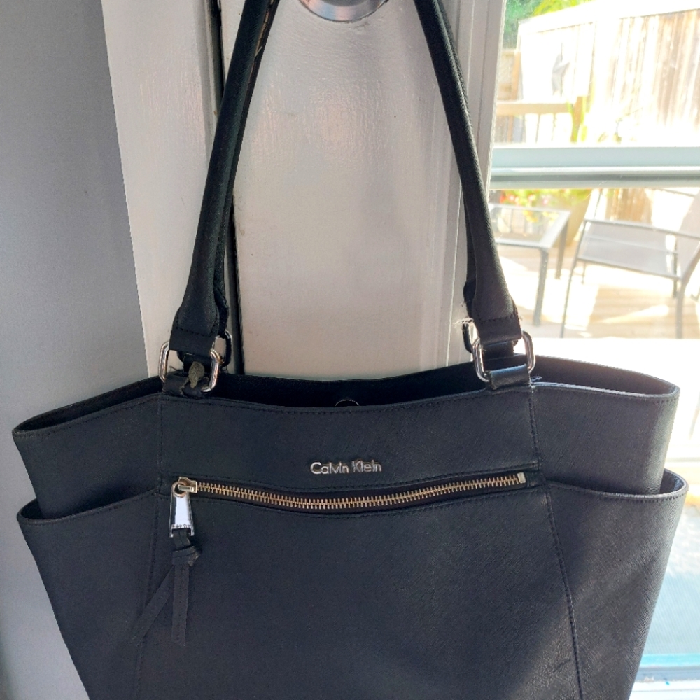 Calvin Klein handbag/tote